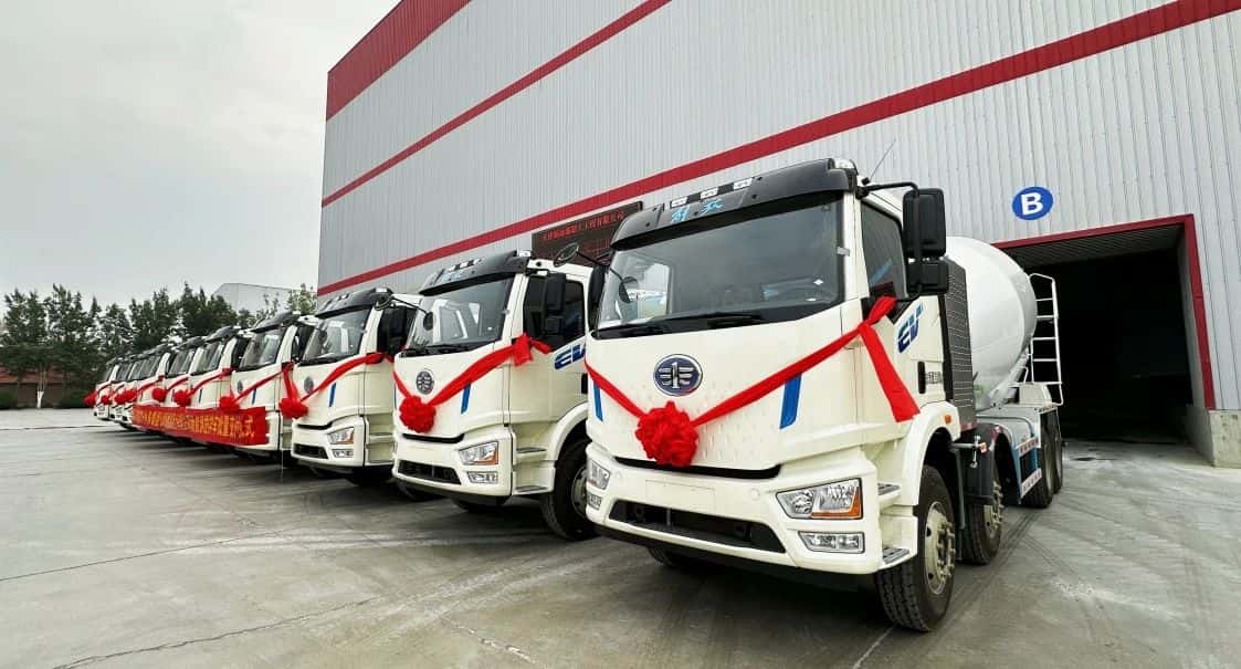 實力見證！中集車輛攪拌車再獲大客戶批量復(fù)購