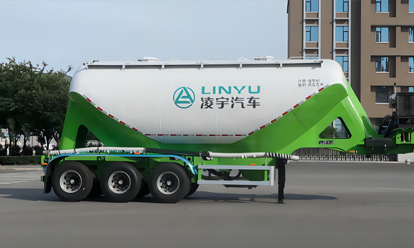 35方超輕立式粉罐半掛車的優(yōu)勢和特點(diǎn)是什么？