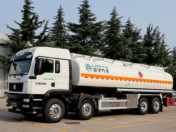 【2022“超虎想象”】凌宇全新液罐車，強勢來襲！